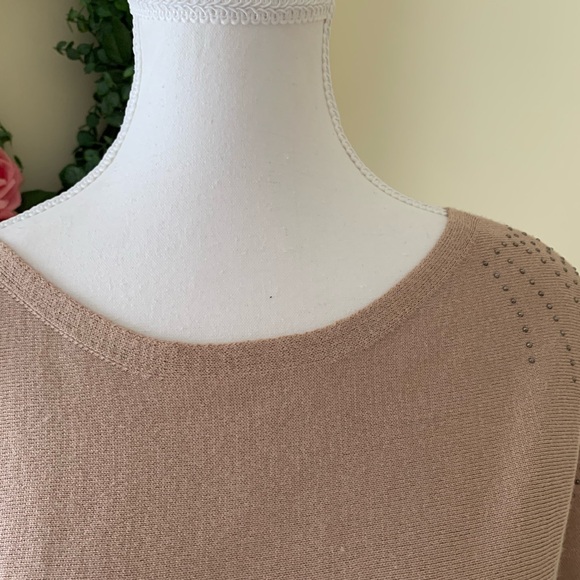 Boatneck sweater with bling! - Picture 3 of 7